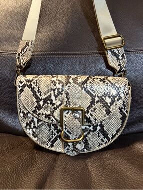 Snake-Print Crossbody Saddle Bag in Brown & Cream